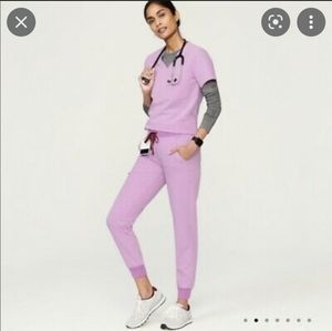 Figs scrubs size XS top and pants. Dusk Lilac